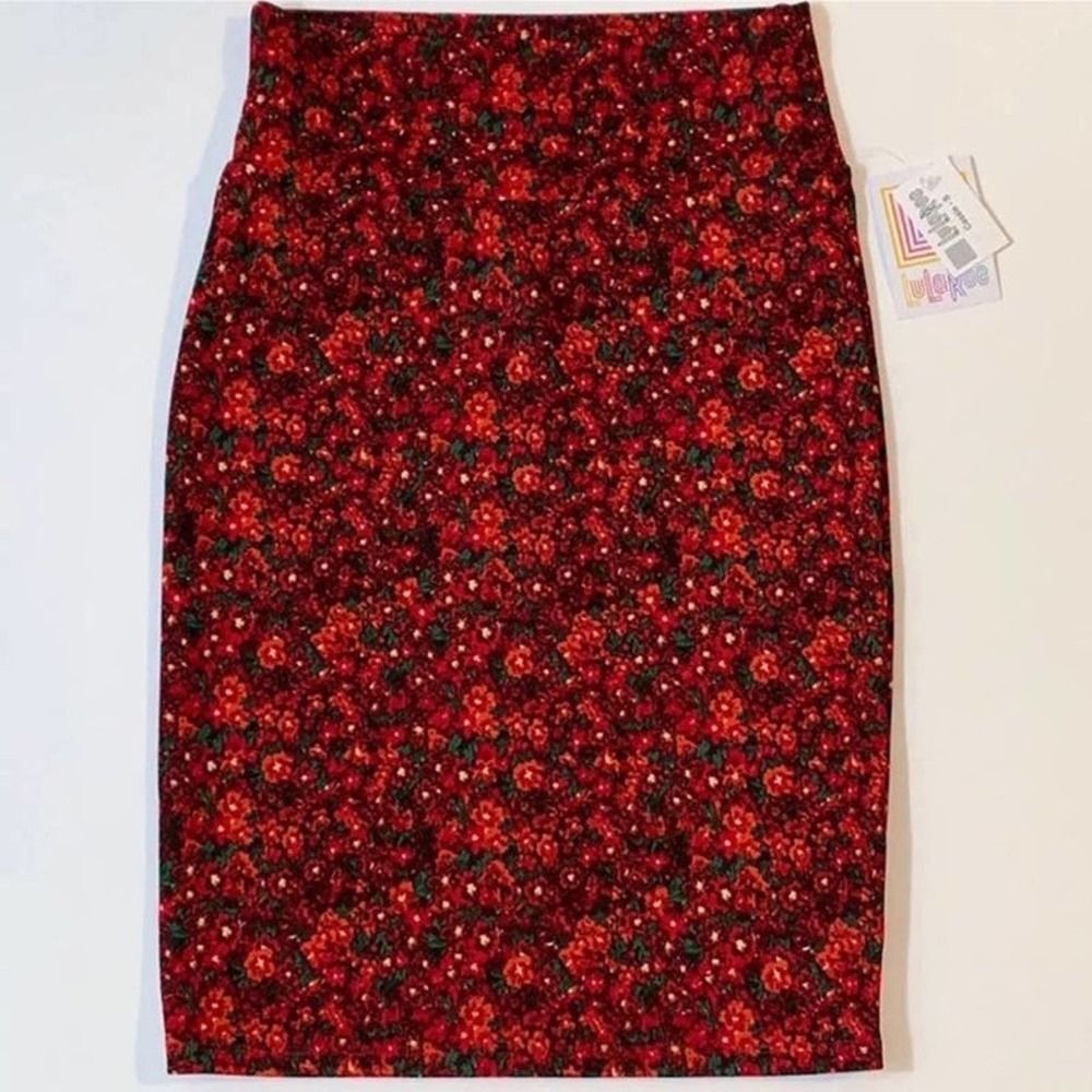 LuLaRoe Cassie Skirt Red Floral Small